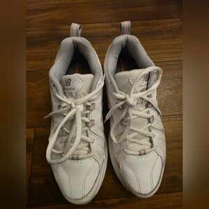New Balance 608v5 Womens Size 8